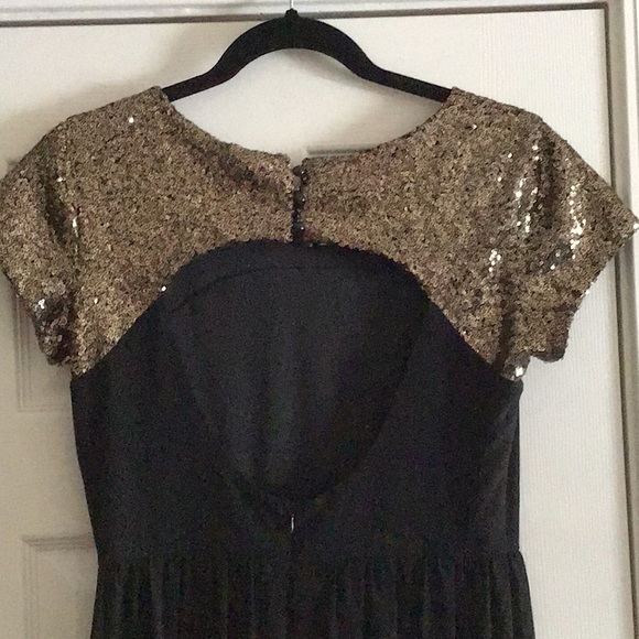 Black With Golf Sequin Full Length Dress - Picture 2 of 2